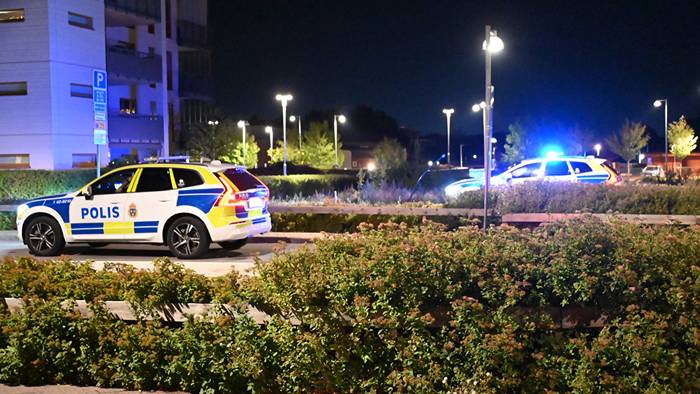 Polisinsats i centrala Norrköping – en till sjukhus