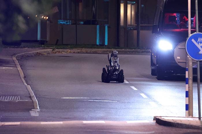 Misstänkt farligt föremål i Bromsten