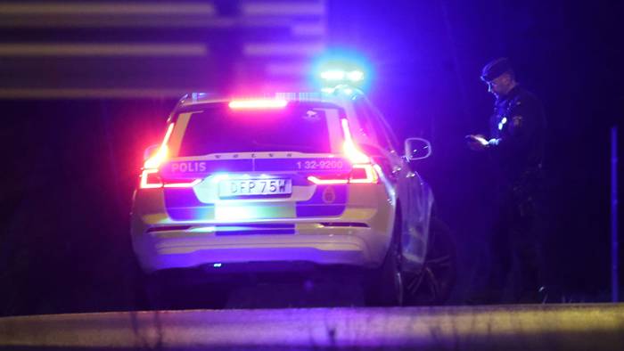 Explosion vid villa i Haninge