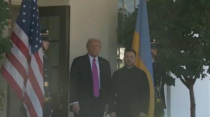 Zelenskyj anländer till Vita huset