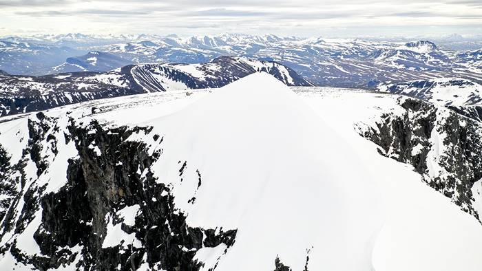 En framgr&auml;vd ur lavinen