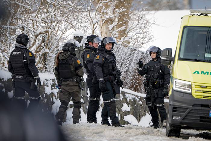 Barrikaderad vapenman gripen