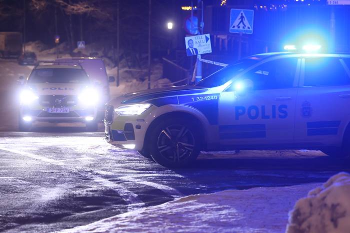 Misst&auml;nkt farligt f&ouml;rem&aring;l  i Farsta &ndash; boende inryms