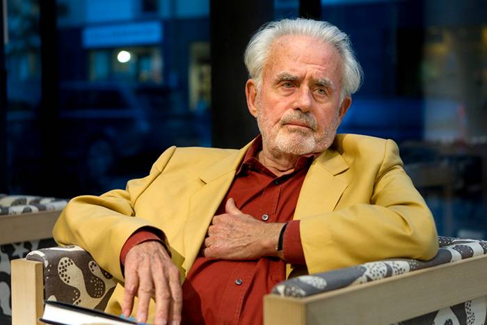 Sven-Harry &auml;r d&ouml;d