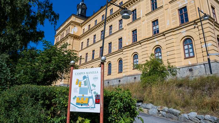 Elitskolan Campus Manilla krävs på skadestånd