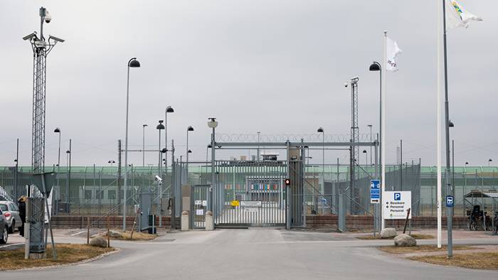 Fånge hittad död i fängelsecell på Kumla