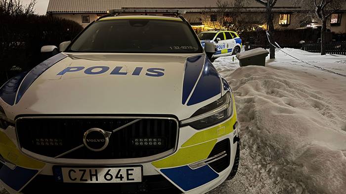 Larm om explosion i Farsta