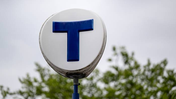 Stora störningar på t-banan efter strömavbrott